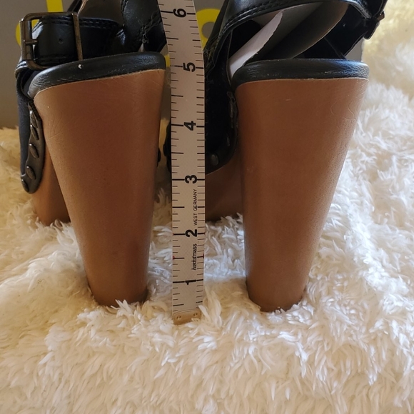 Heeled clogs - Picture 4 of 7